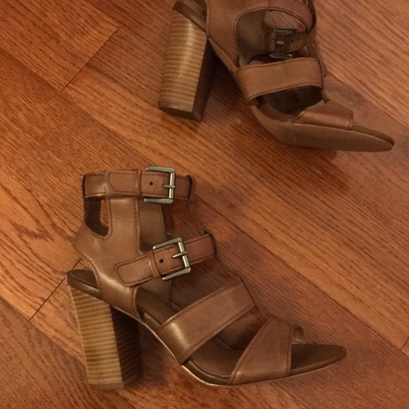 Sandal heels - Picture 1 of 4